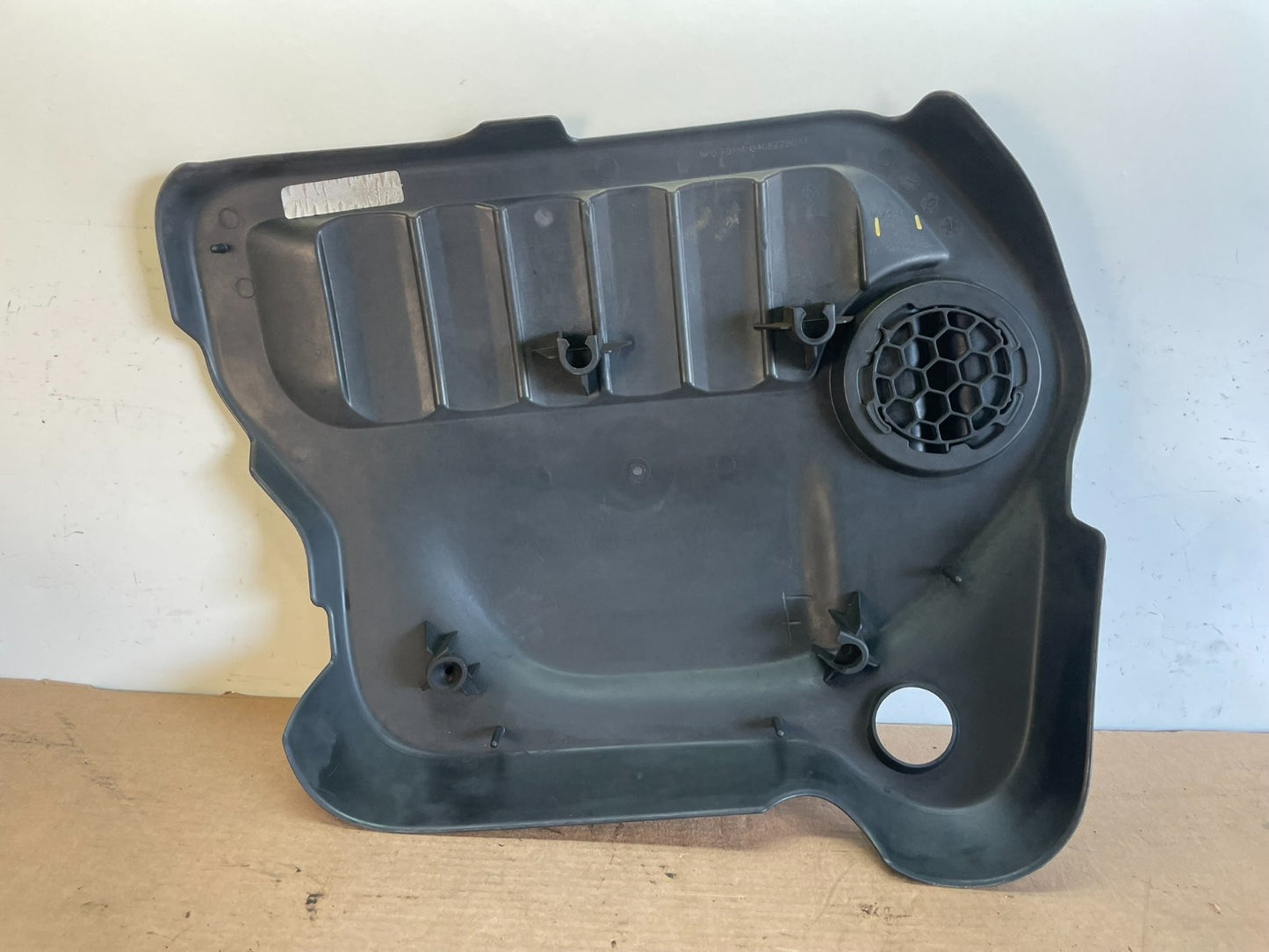 2011 to 2014 Chrysler 200 Avenger 3.6L VVT Engine Motor Cover Shield AF8837 DG6