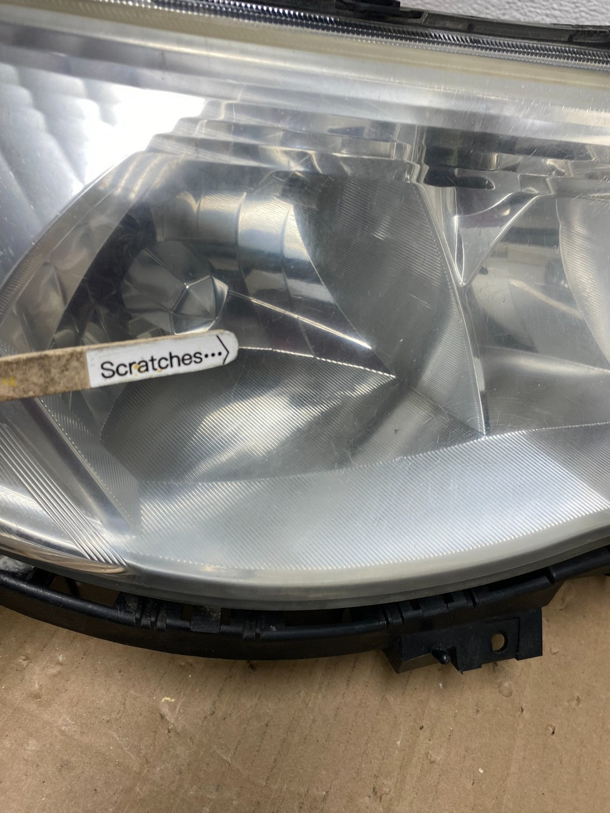 2009 - 2013 Subaru Forester Right Passenger Side Halogen Headlight OEM AB8130 DW3