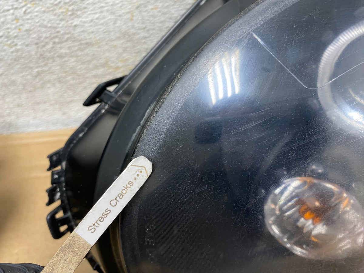 2007 to 2013 Mini Cooper Left+Right Set LED Black Headlights AH8362 DG6