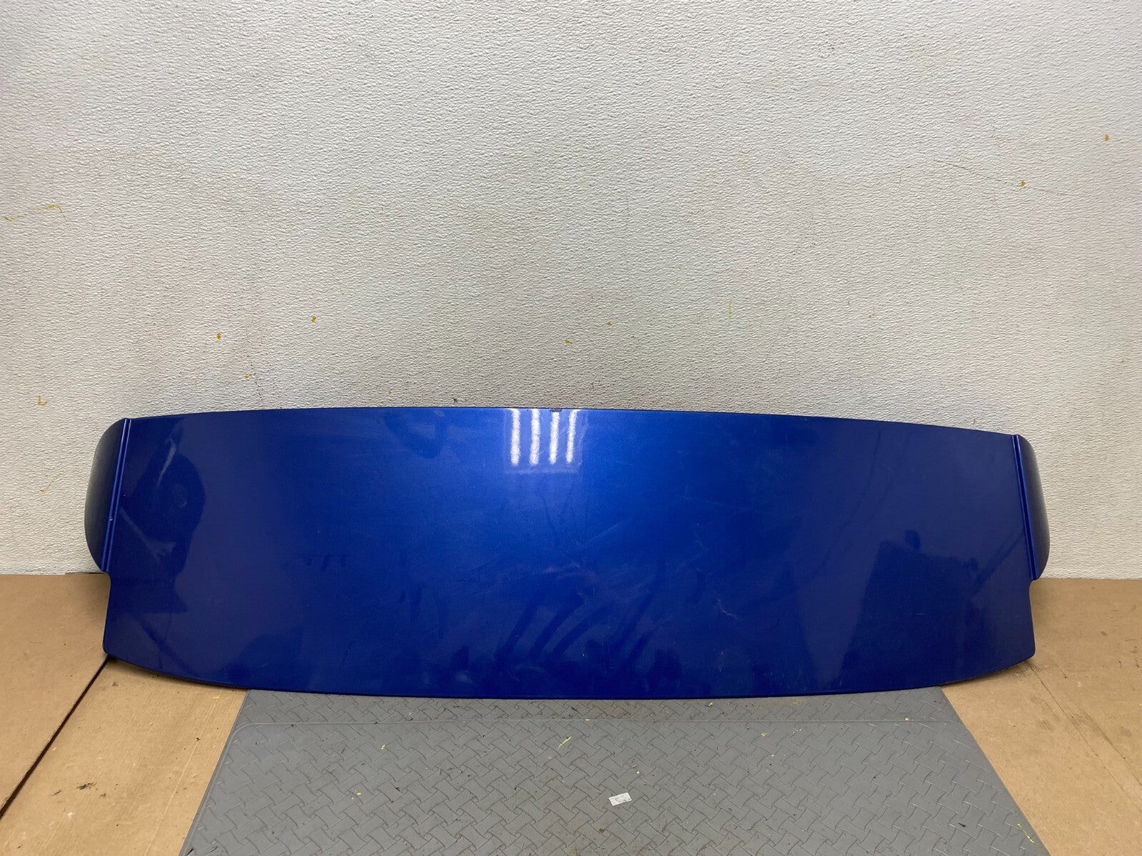 2004 to 2010 BMW X3 E83 Rear Trunk Lid Upper Tailgate Spoiler OEM C5595 DG10
