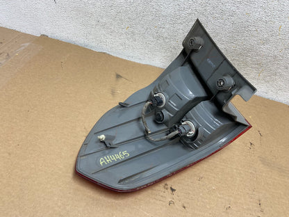 2005 2006 2007 Honda Odyssey Left Driver LH Side Tail Light AH4465 DW4