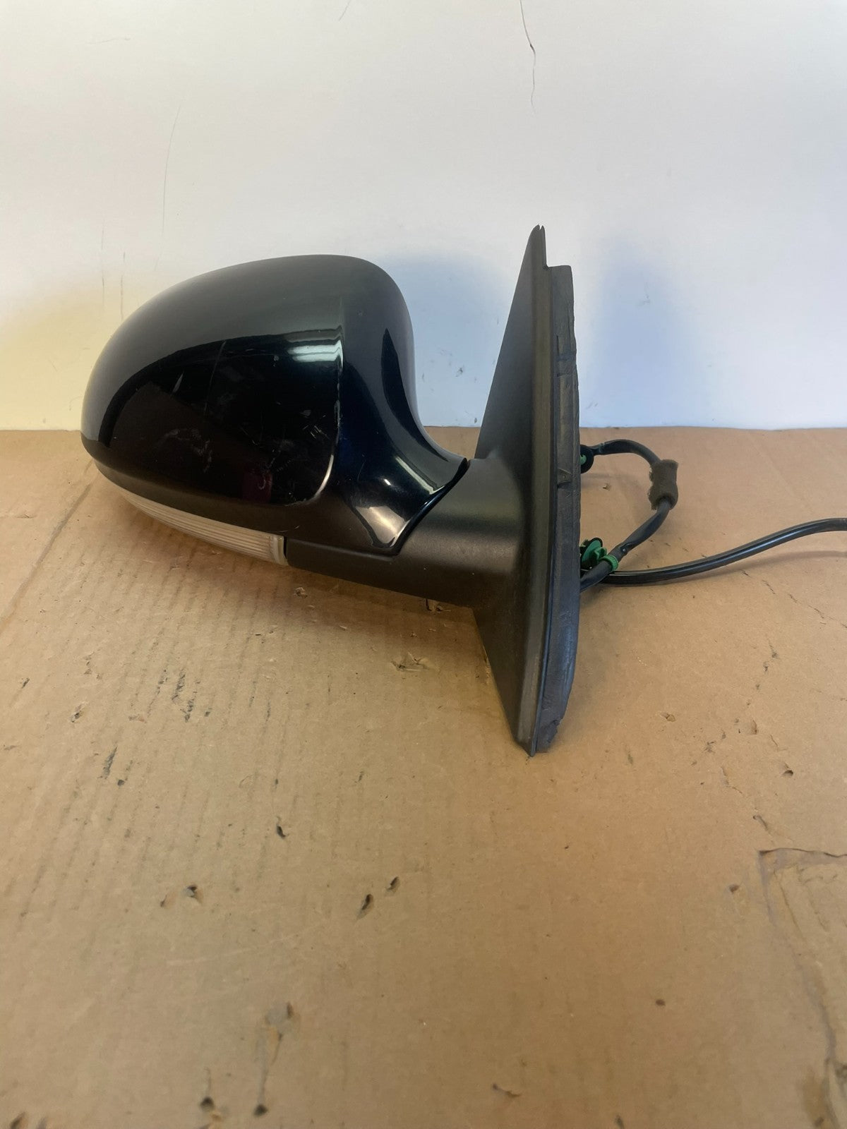 2006-2010 Volkswagen Passat Right Passenger Turn Sgn View Door Mirror AG7795 DW1