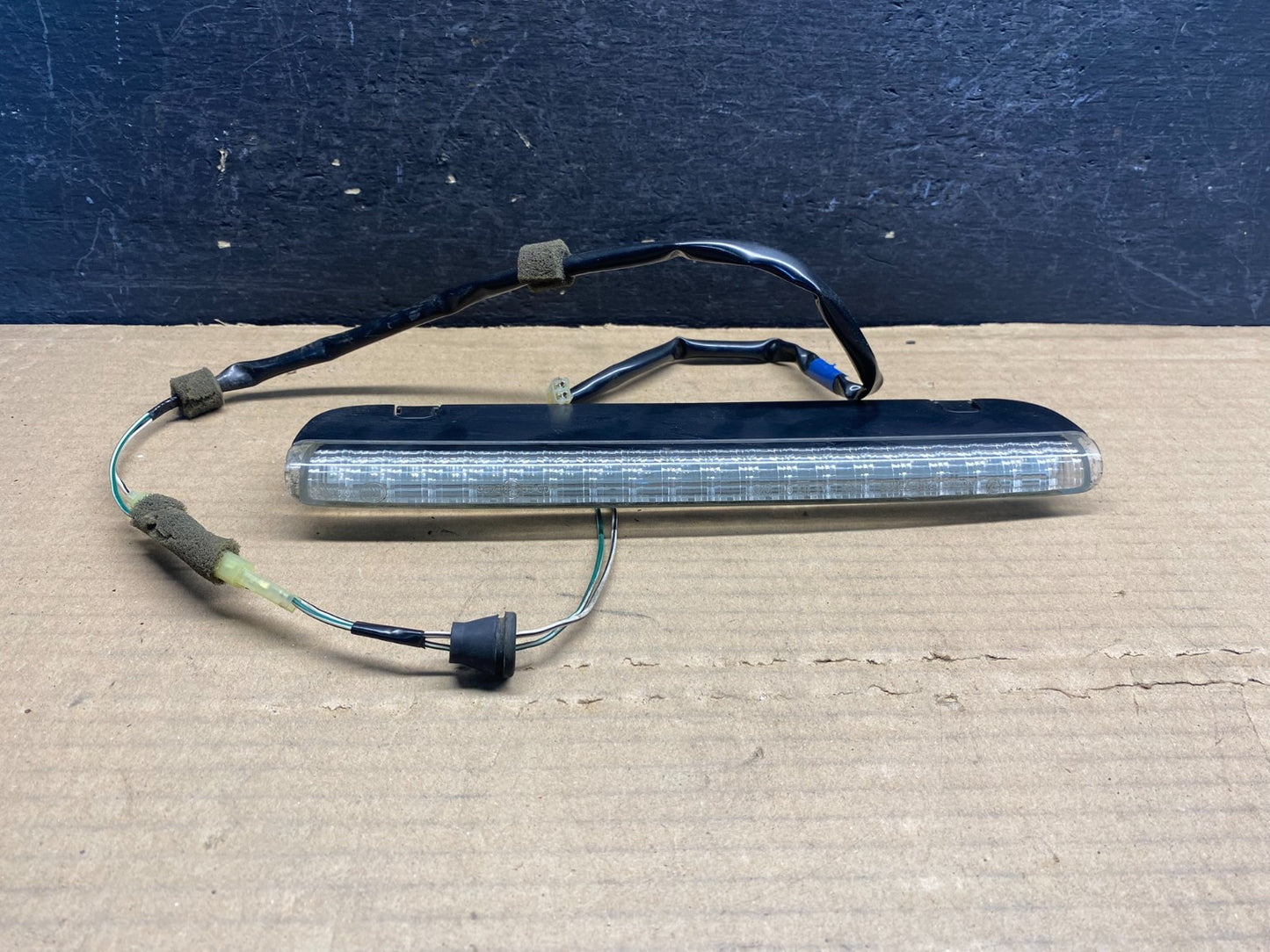 2005-2009 Subaru Tribeca Outback Spoiler 3RD Third Brake Light AF3933 DG0