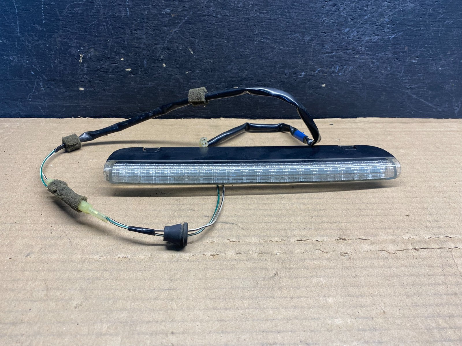 2005-2009 Subaru Tribeca Outback Spoiler 3RD Third Brake Light AF3933 DG0
