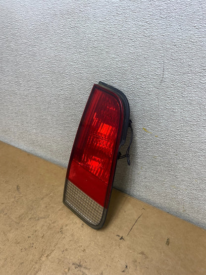 2003 2004 2005 Lincoln Aviator Left Driver Lh Inner Tail Light Side OEM X7351 DW1