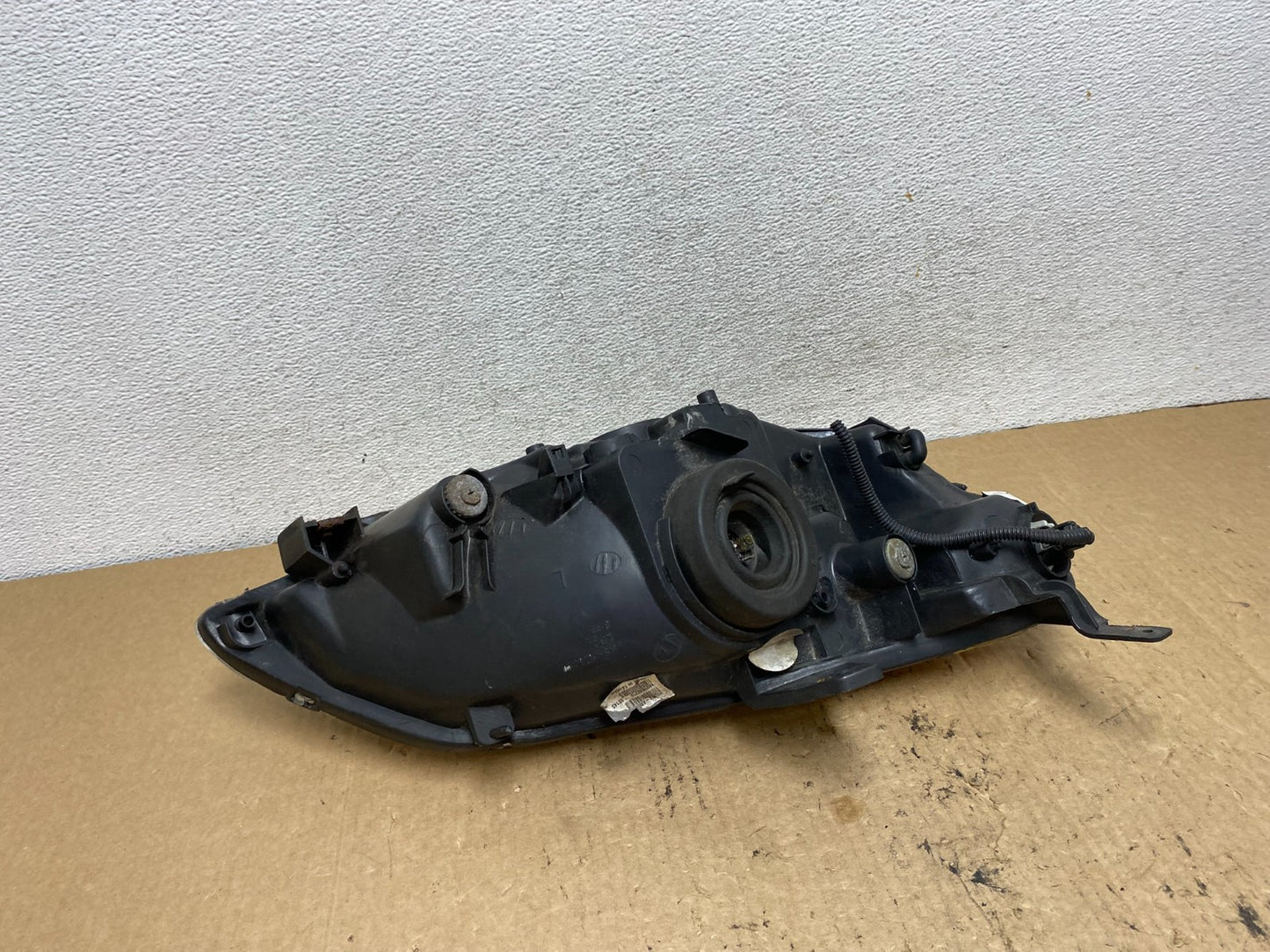 2001 - 2003 Honda Civic Coupe Headlight Halogen Left Driver LH AG2399 DW4