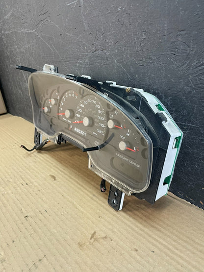 2004 2005 Mercury Mountaineer Instrument Cluster Speedometer Gauge AF3439 DW2