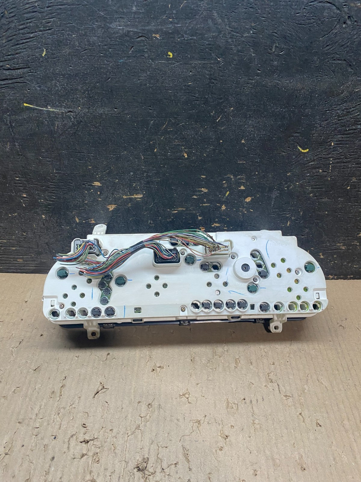 2001 to 2007 Toyota Sequoia Speedometer Insrument Gauge Cluster X8100 DG4