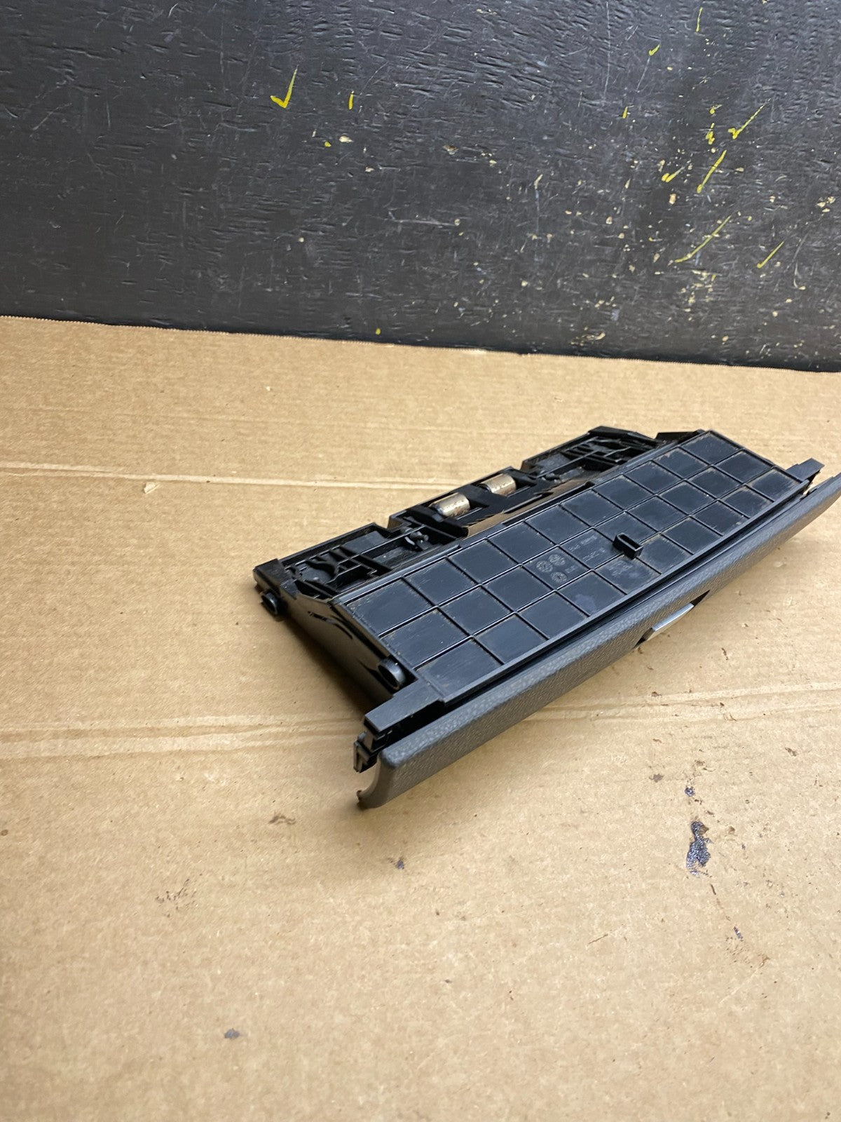 2010-2014 BMW 550i GT F07 Center Dash Tray Coin Storage  OEM W6491 DG2