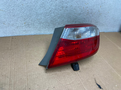 2015 2016 2017 Toyota Camry Right Passenger RH Side Tail Light AI8414 LK2