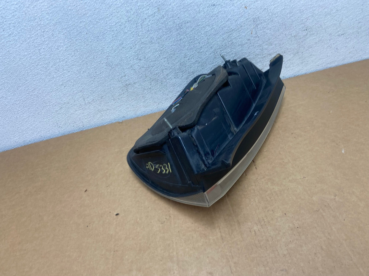 2004 - 2005 Toyota Prius Right Passenger Side Rh Tail Light AD5331 LK4