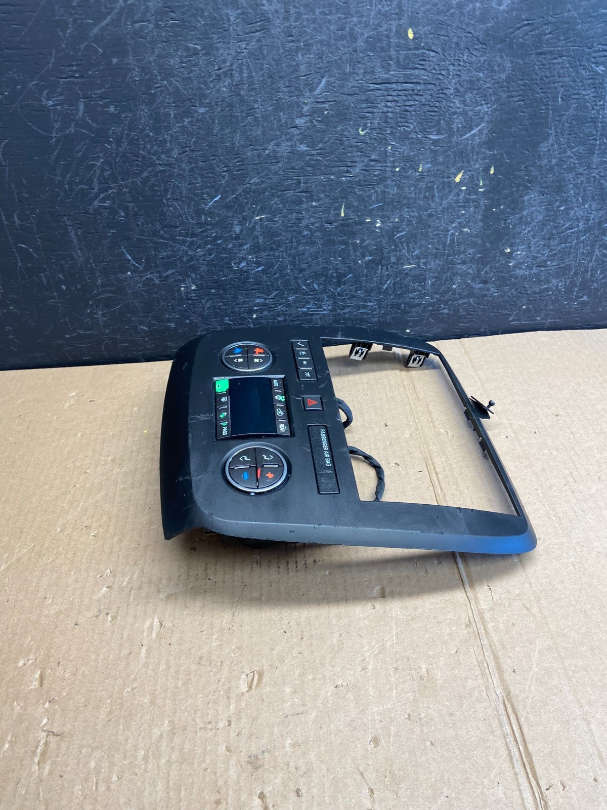 2008 to 2012 Buick Enclave AC Heater Climate Control Unit AE4250 DG2