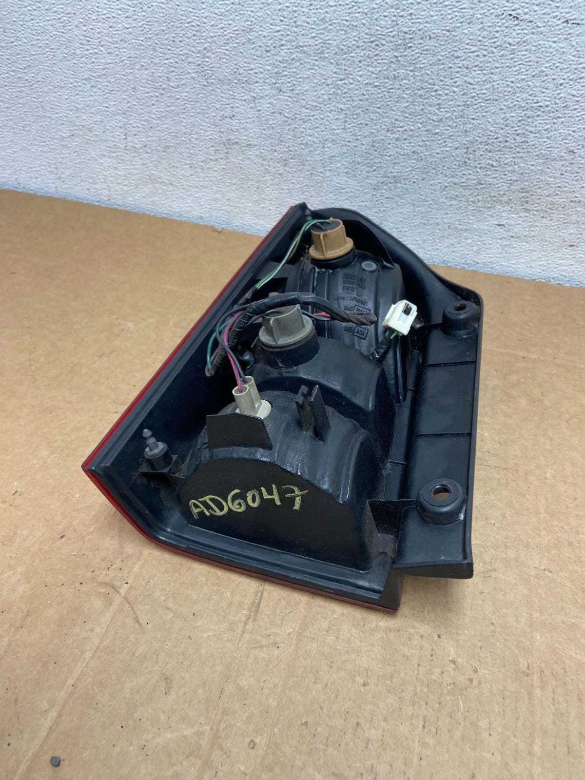2005 to 2012 Nissan Pathfinder Right Passenger RH Side Tail Light AD6047 DW6