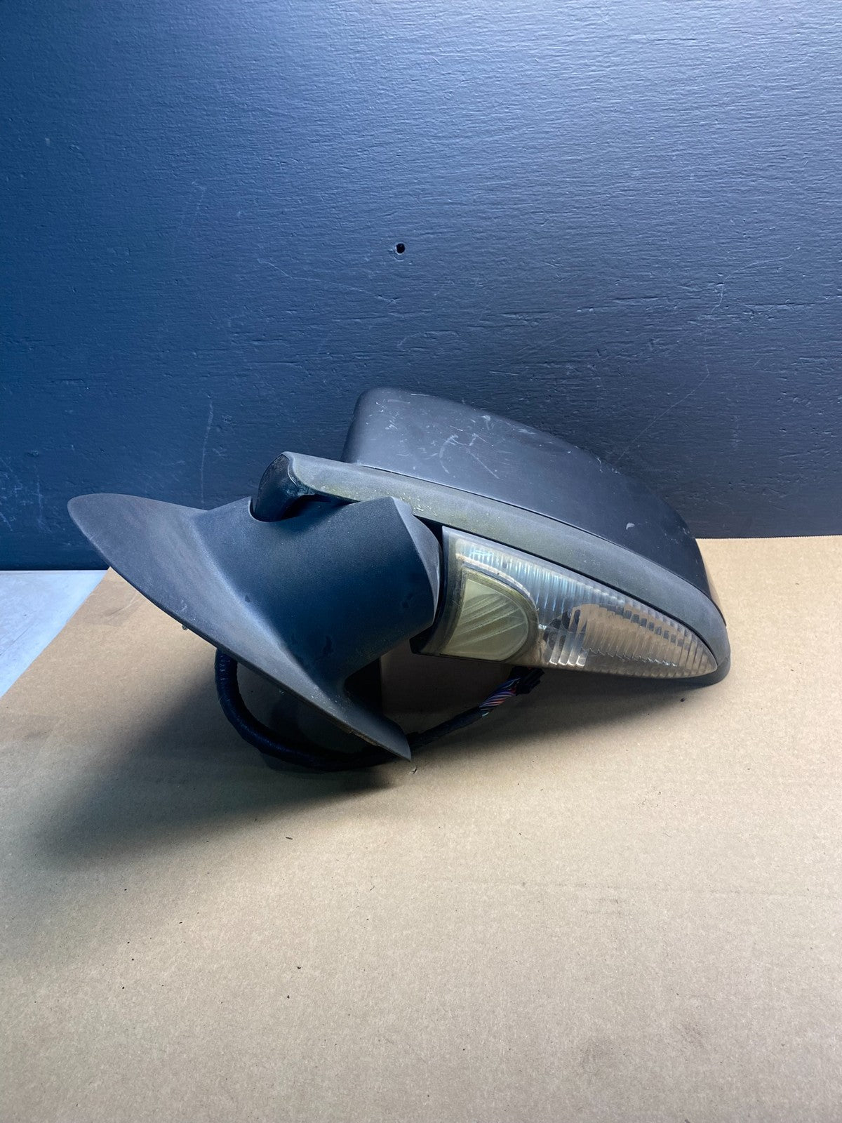 2003 to 2006 Lincoln Navigator Left Driver View Heated Door Mirror AB7153 DW2