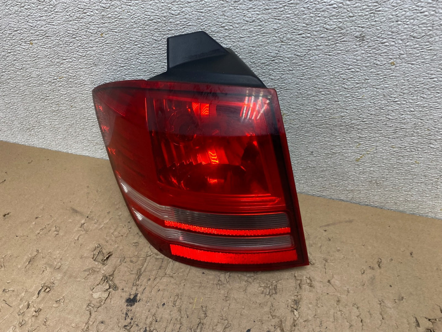 2009 2010 2011 Dodge Journey Left Driver Lh Tail Light Oem S0126 DW1
