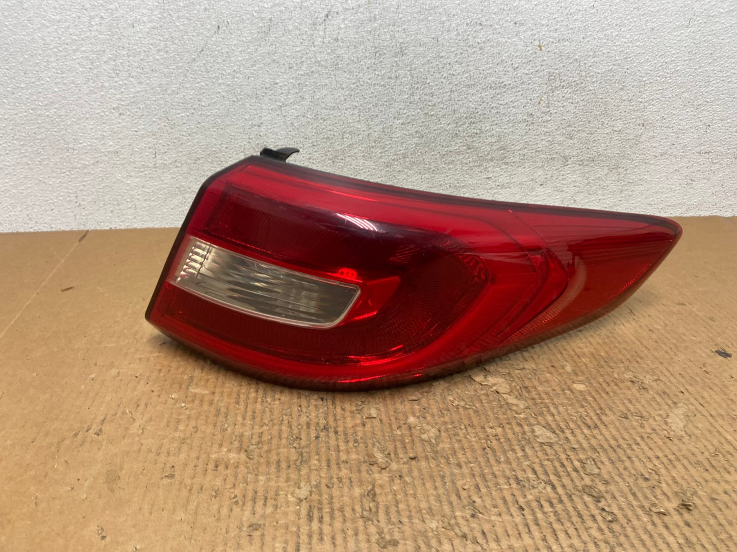 2015 2016 2017 Hyundai Sonata Right Passenger Rh Tail Light AE2848 LK0