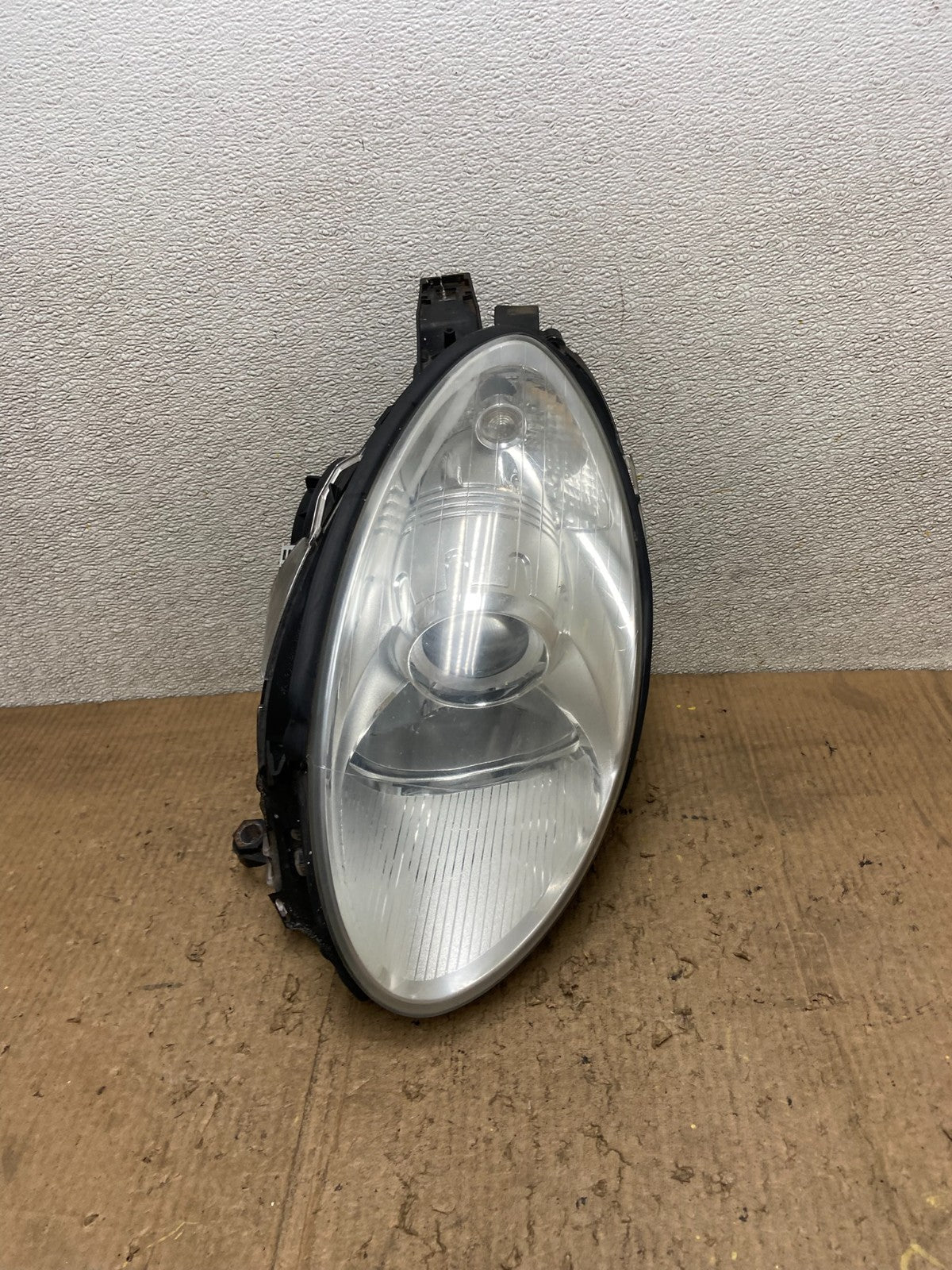 Halogen 2006 2010 Mercedes W251 R-Class Left Driver LH Headlight OEM AA8556 DW0
