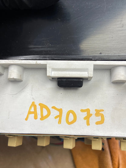 1999 - 2001 Ford F150 F-150 Speedometer Cluster Gauge ad7075 DG7