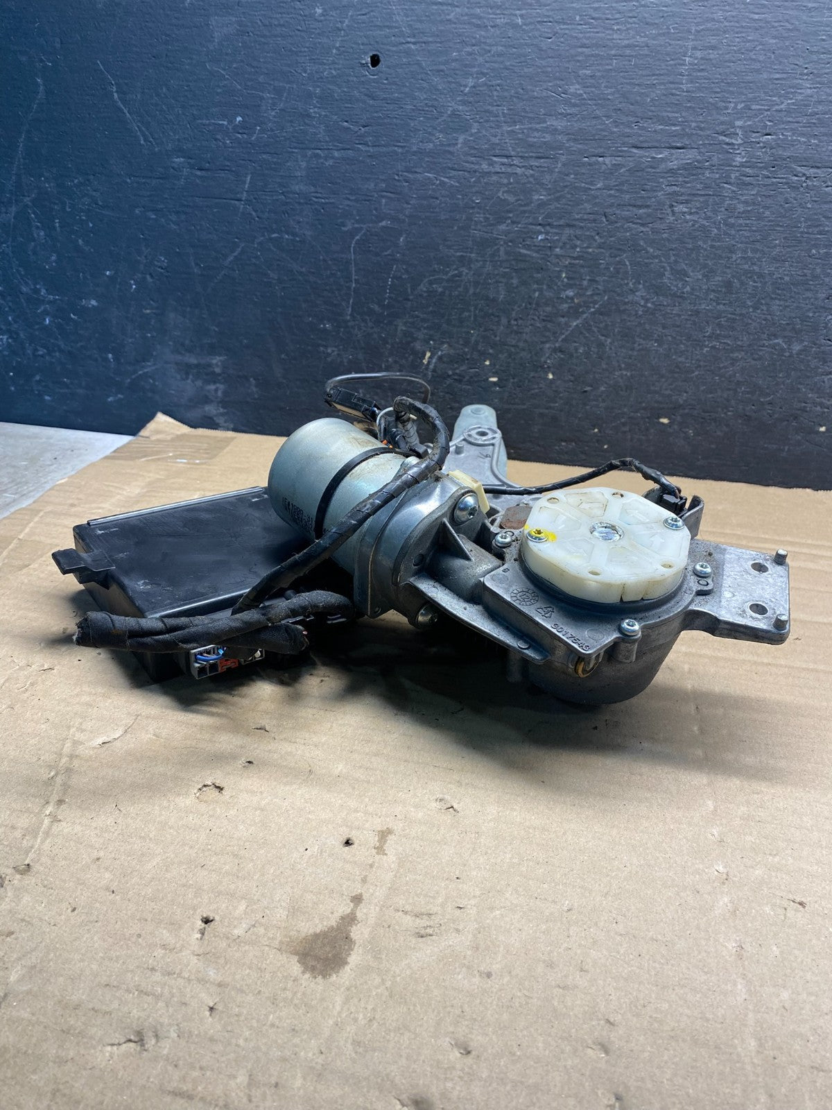 2009-2012 GMC Acadia Power Motor Liftgate Tailgate Control Module af0026 DG2