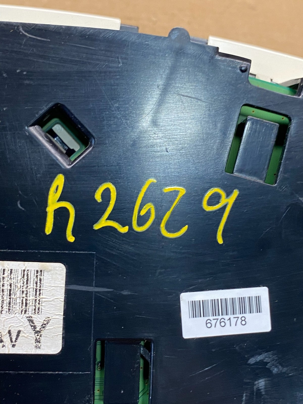 2004 to 2007 Chevrolet Express Speedometer Cluster Gauge R26297