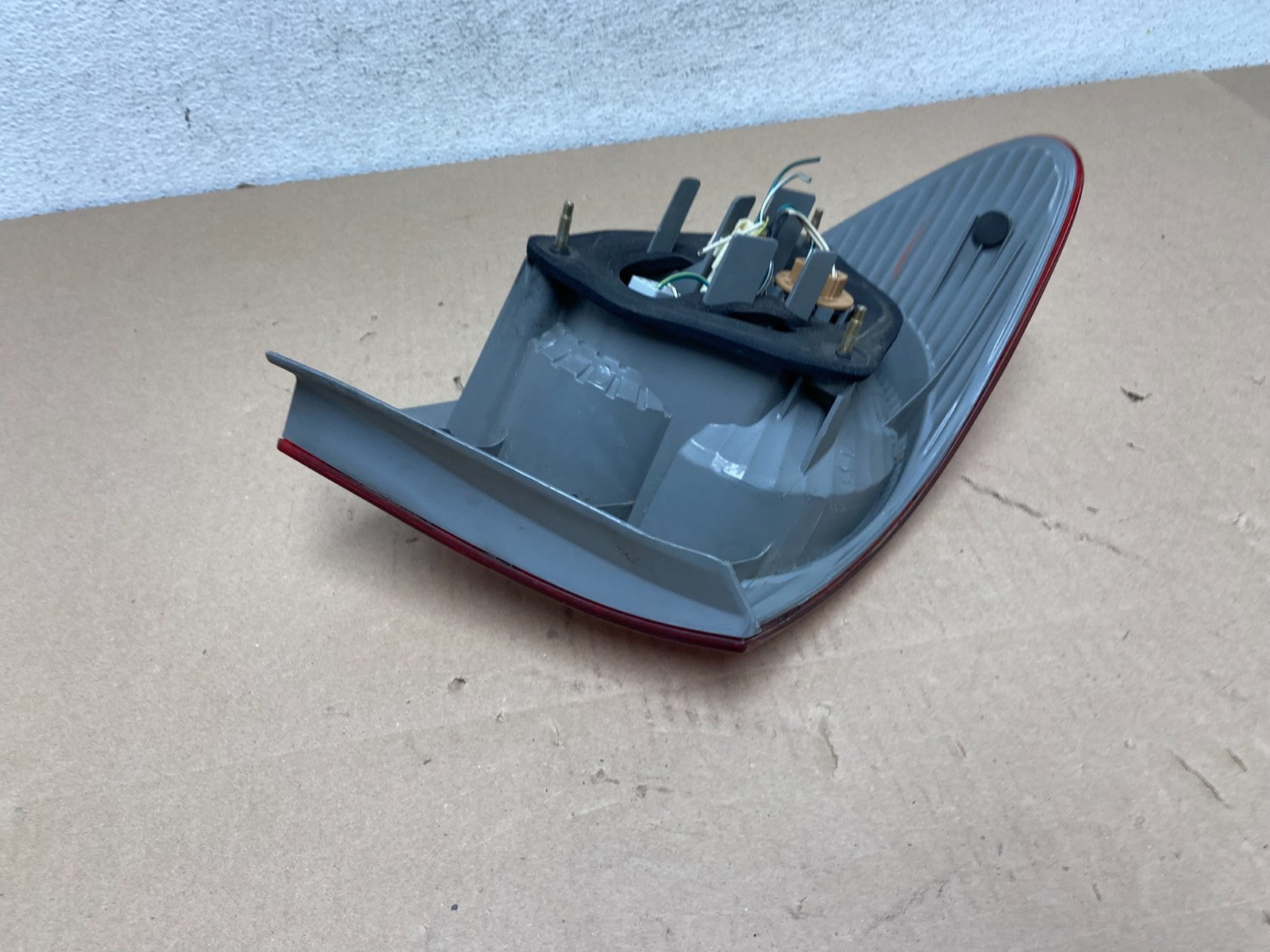 2005 - 2008 Toyota Corolla Right Passenger RH Side Tail light AG5745 DW4