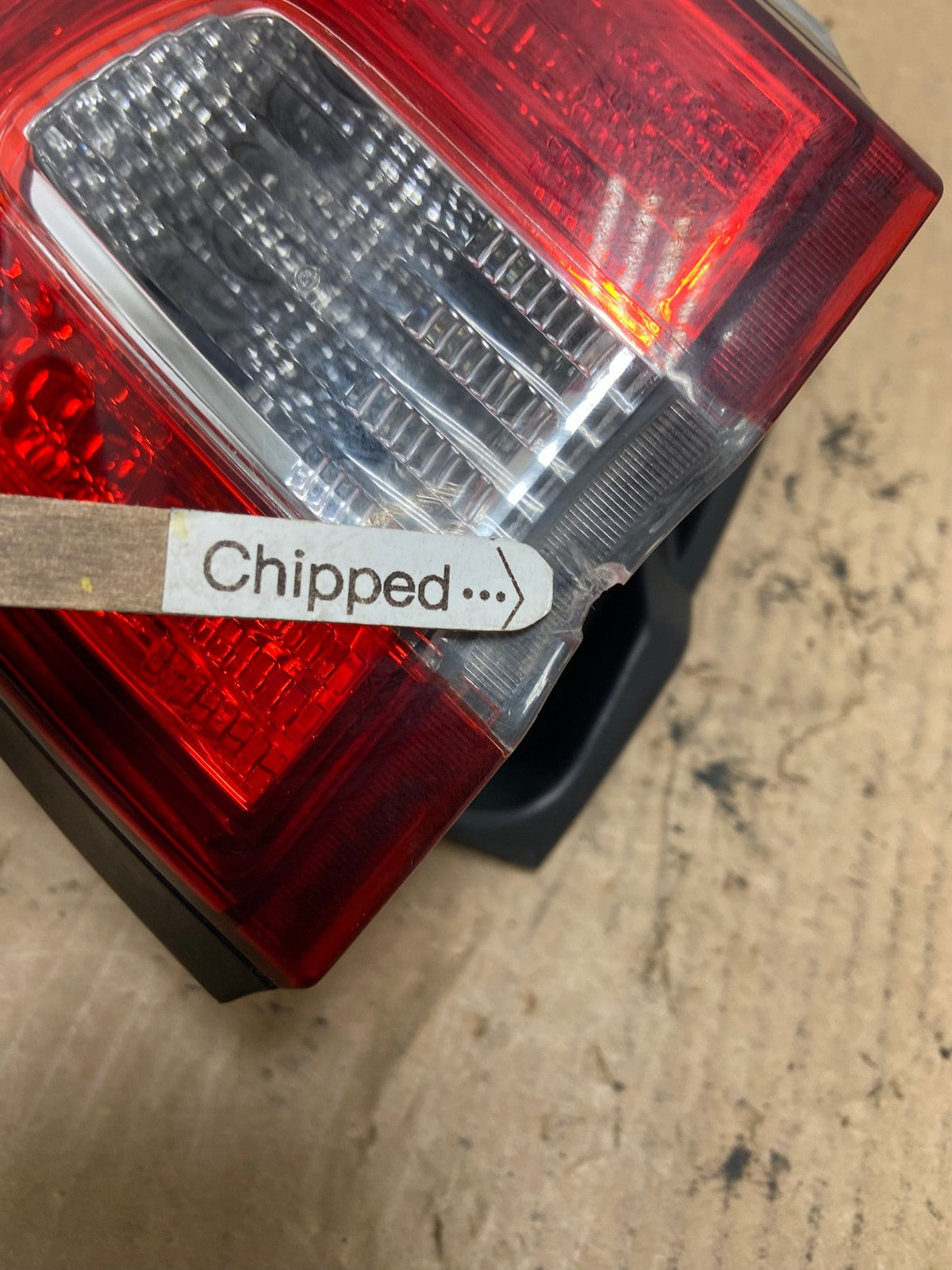 2014 to 2018 Jeep Cherokee Left Driver LH Side Tail Light AG2275 LK4