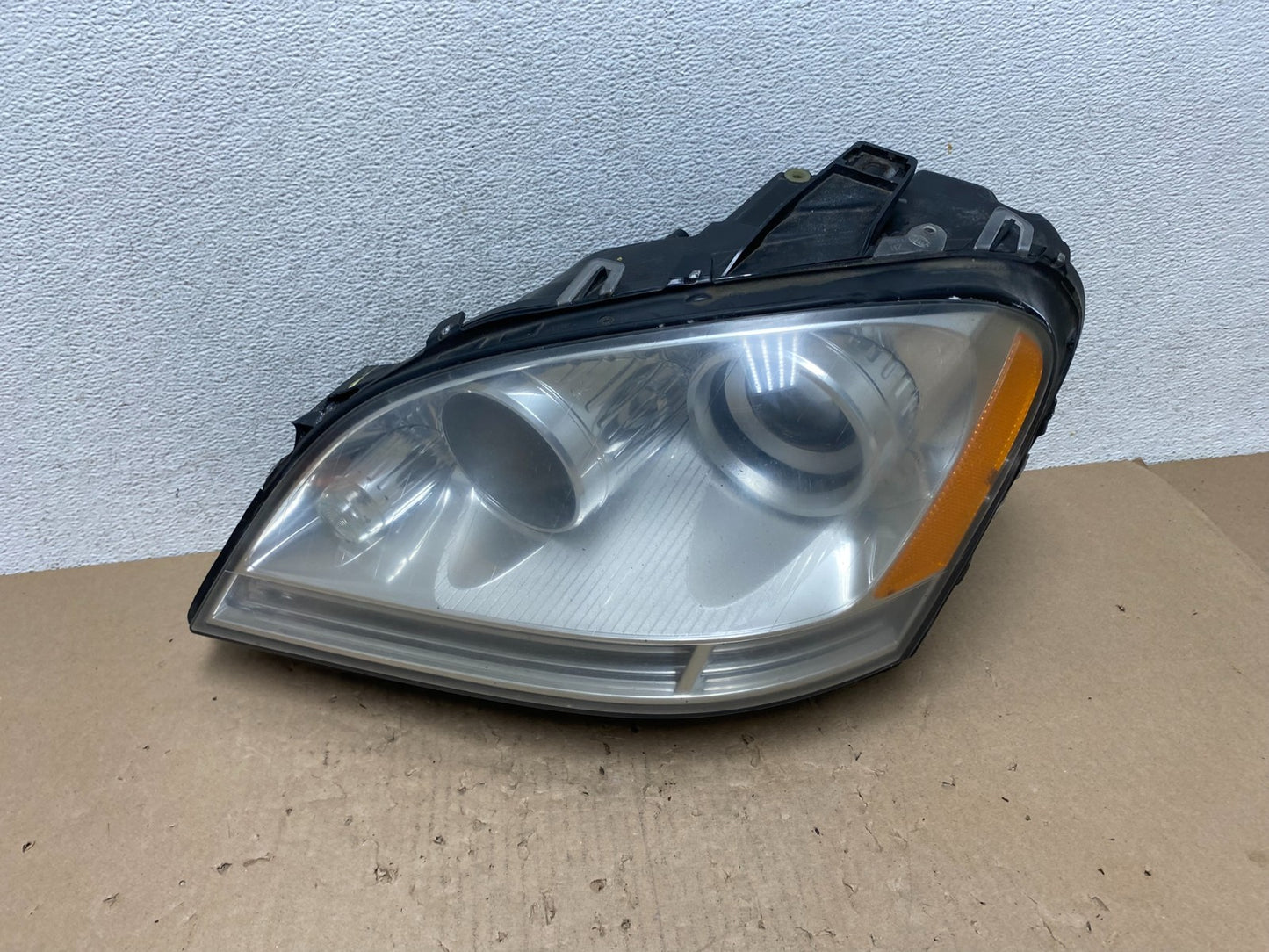 Halogen 2006-2009 Mercedes-Benz ML-Class Headlight Left Driver LH AG6786 DW0