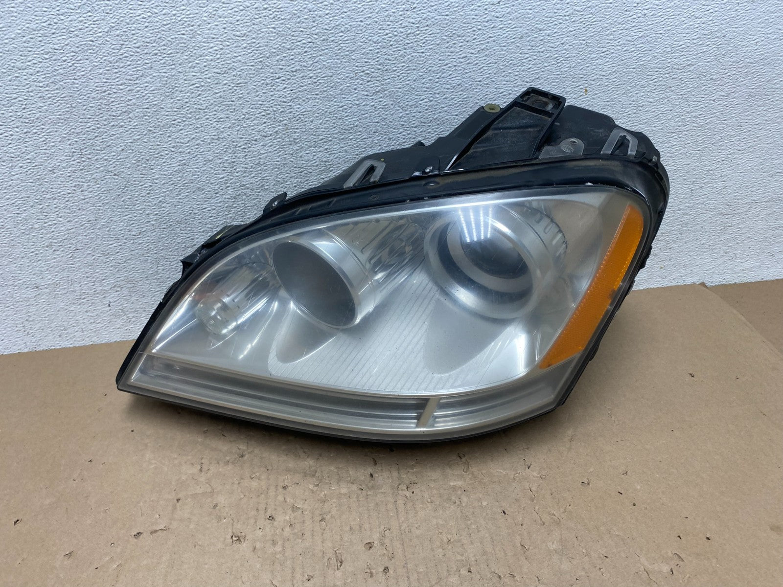 Halogen 2006-2009 Mercedes-Benz ML-Class Headlight Left Driver LH AG6786 DW0