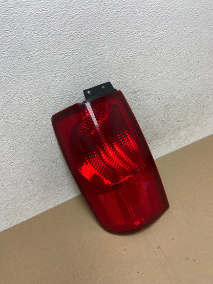 1998 to 2002 Lincoln Navigator Left Driver LH Side Tail Light DEPO AE9424 LK2
