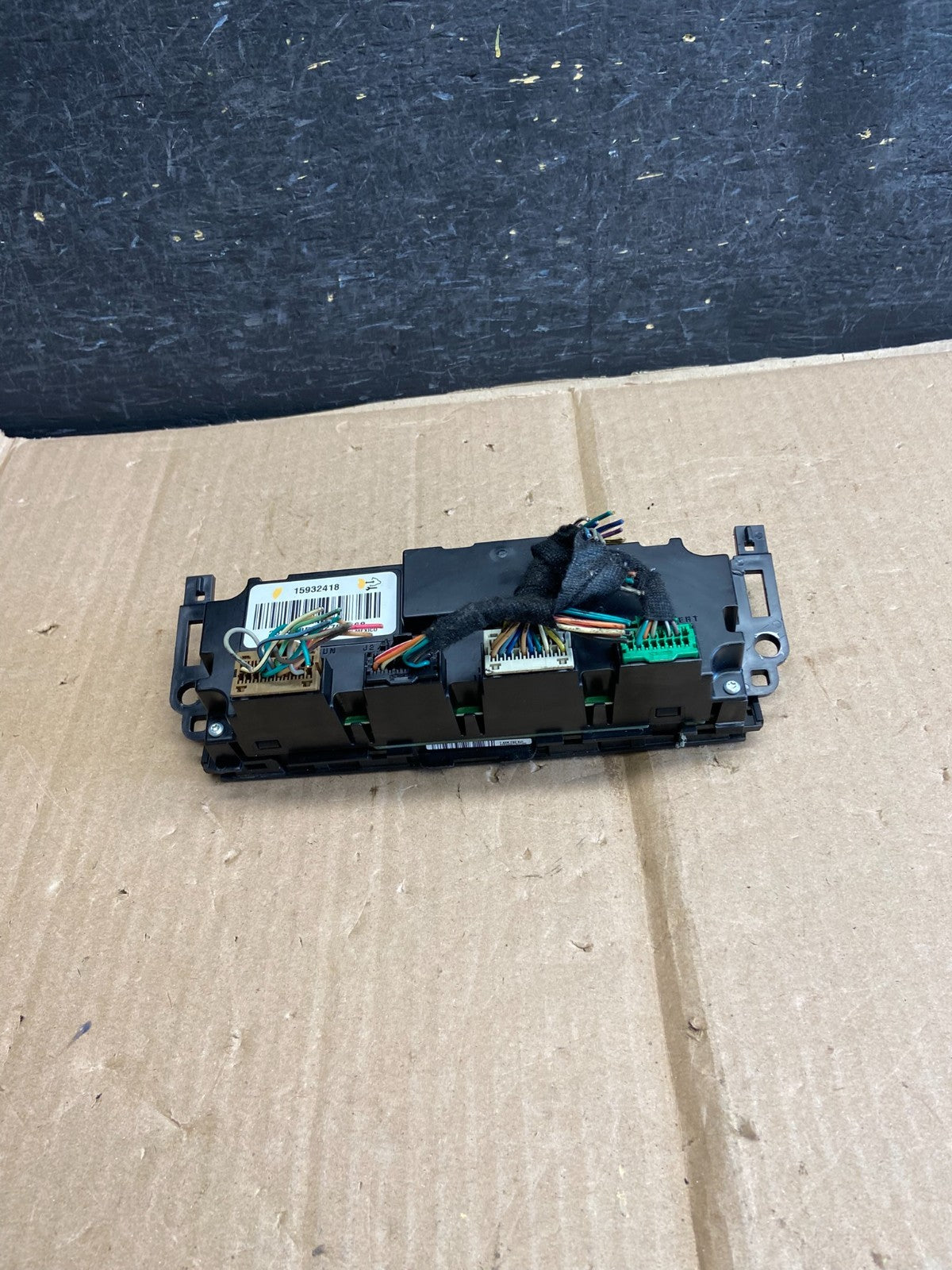 2007-2011 GMC Yukon Tahoe Automatic Climate Temperature Temp Control AH5584 DW3
