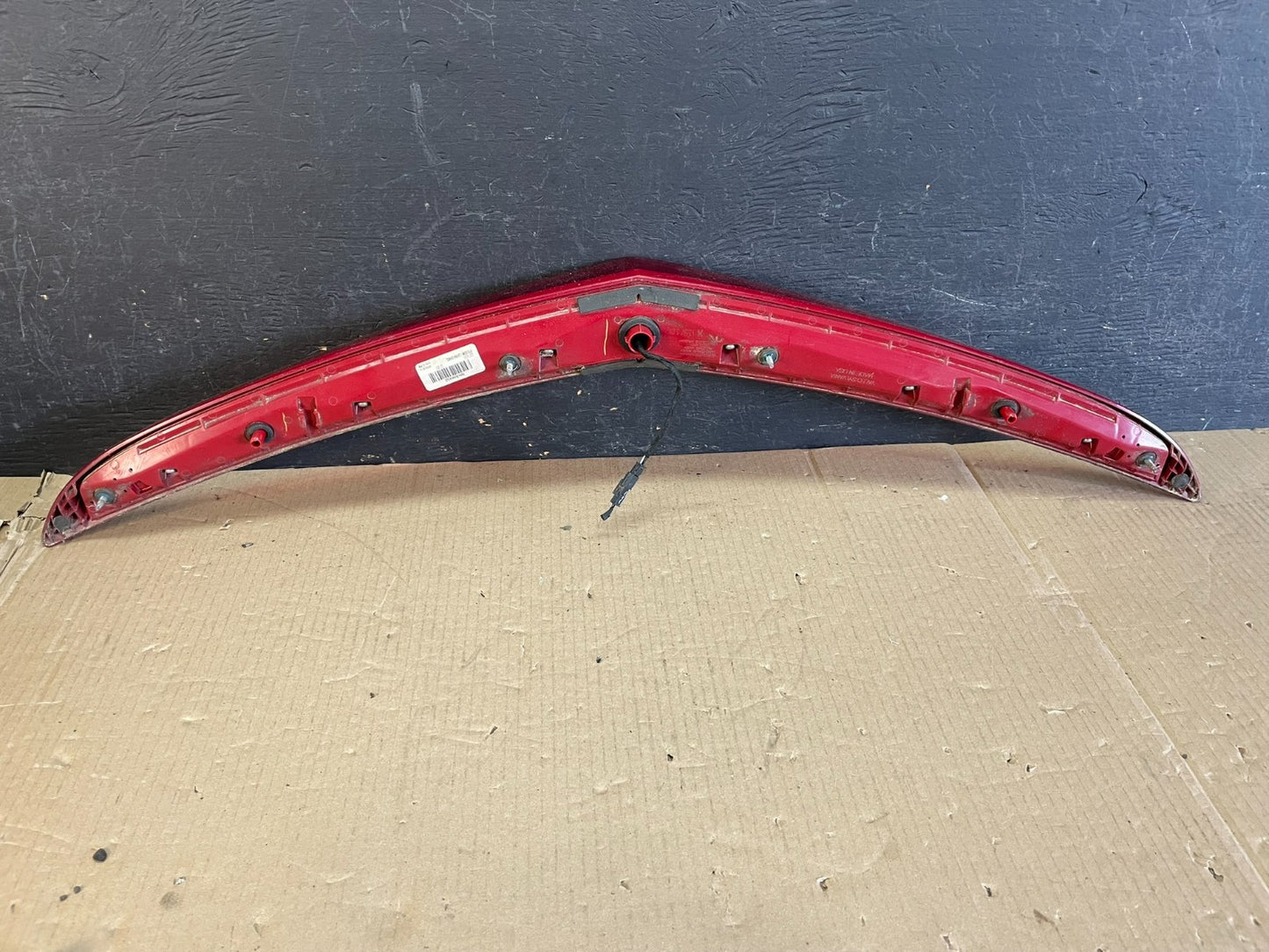 2013 to 2017 Cadillac XTS LED Third 3rd Center Tail Trunk Light AE3643 DG3