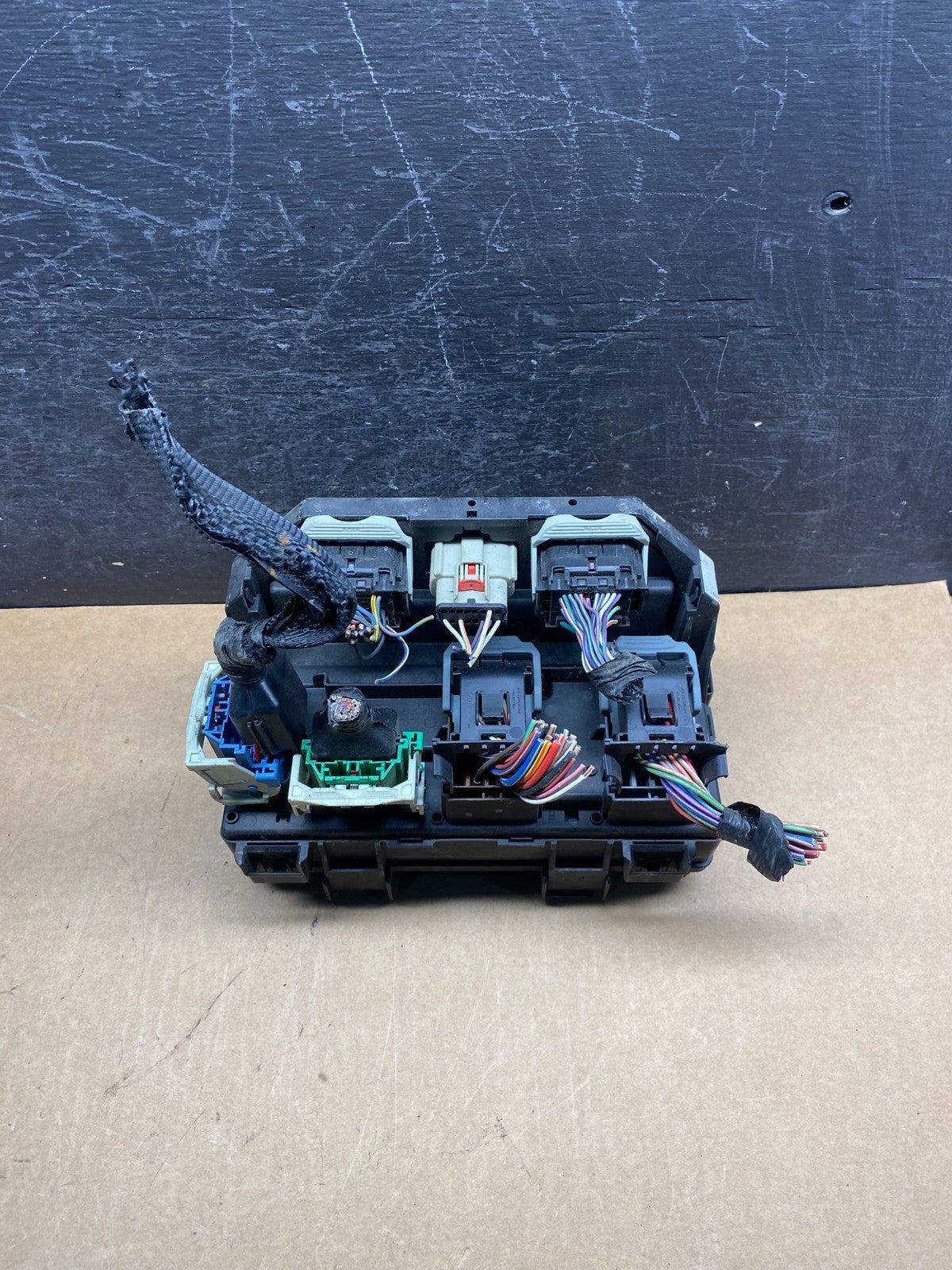 2009 2010 Liberty Nitro TIPM Power Integrated Fuse Box Module ah6992 DG0