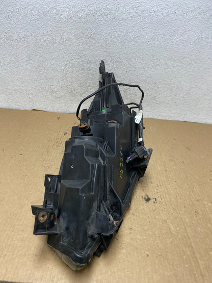 2010 - 2013 Mazda 3 Halogen Right Passenger Rh Side Headlight AG2294 DW8