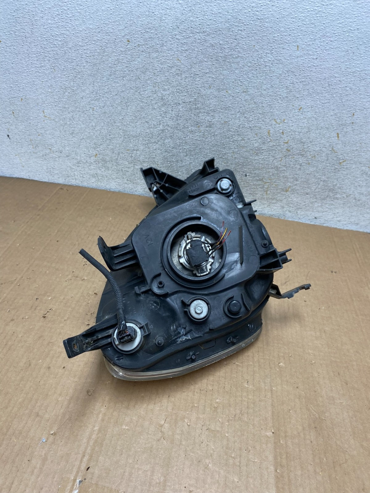 2002 to 2004 Honda Crv Cr-v Left Driver Halogen Headlight AI8809 DW7