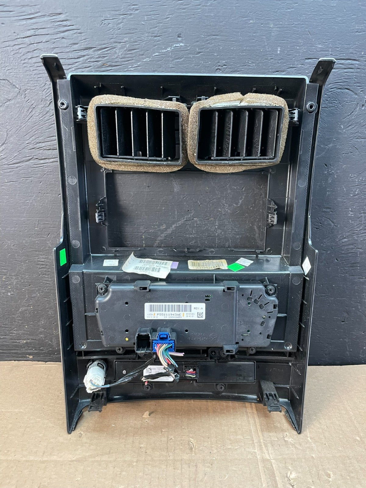 2008 to 2012 Jeep Liberty Dash Climate Temperature Control Radio Bezel ac4909 DG3
