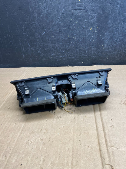 2007 to 2013 BMW X5 X6 Center Console Dash Air Vent AD7193 DG3