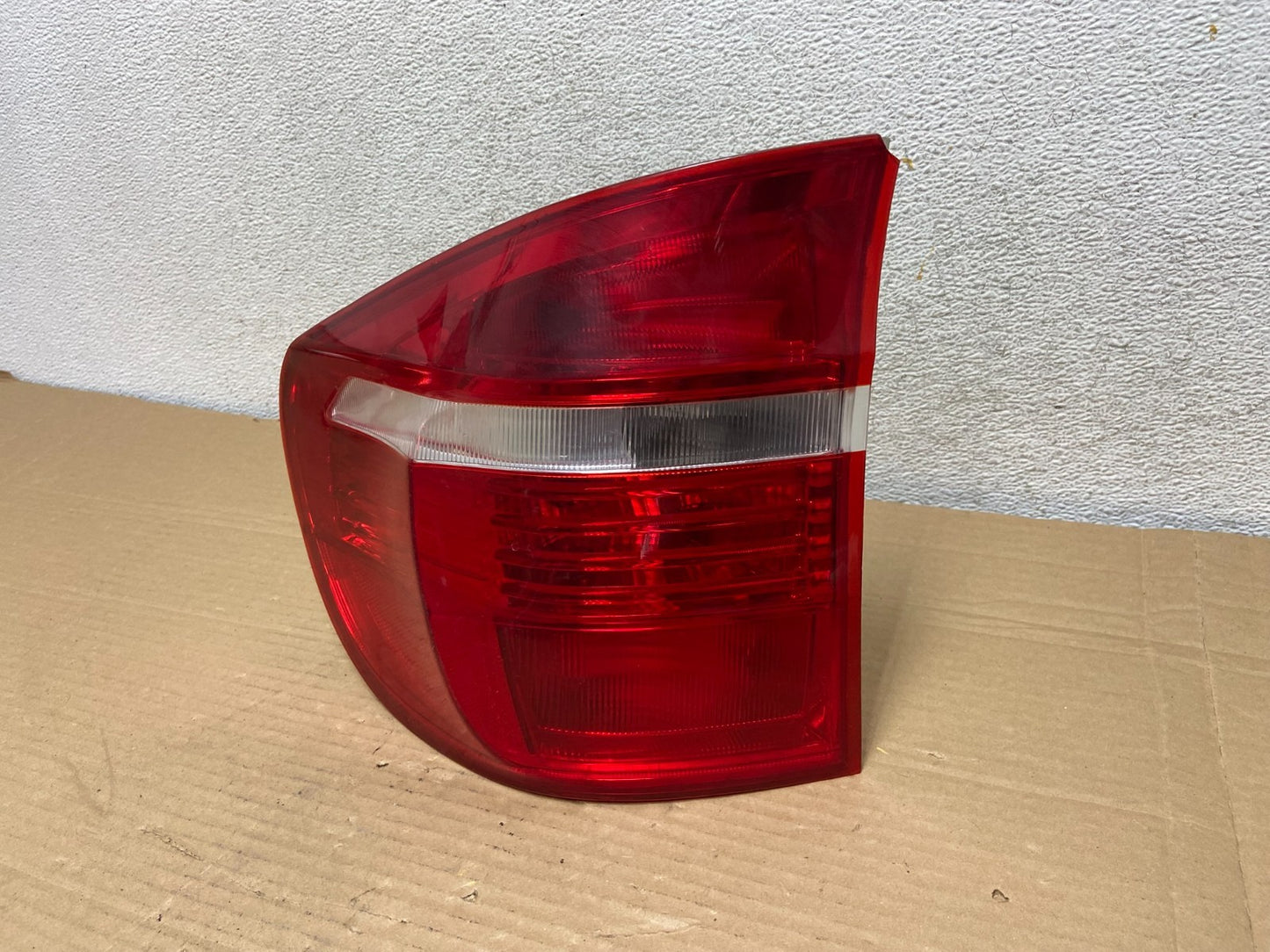 2007 to 2010 Bmw X5 E70 Left Driver Lh Side Tail Light AG8913 DW2