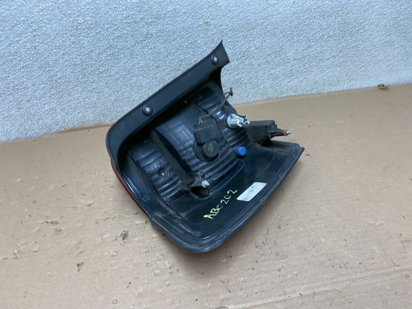 2008 to 2012 Ford Escape Right Passenger RH Side Tail Light AB0202 LK4