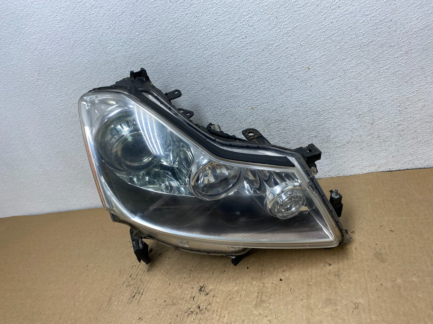 2006 to 2010 Infiniti M35 Right Passenger Rh Xenon HID Headlight AG2378 DW1