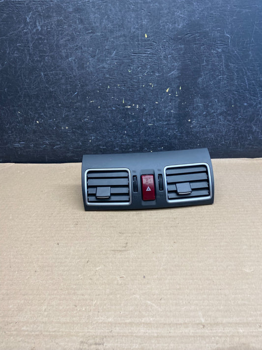 2015 to 2017 Subaru Impreza Center Console Hazard Switch Air Vent ah1350 DG0