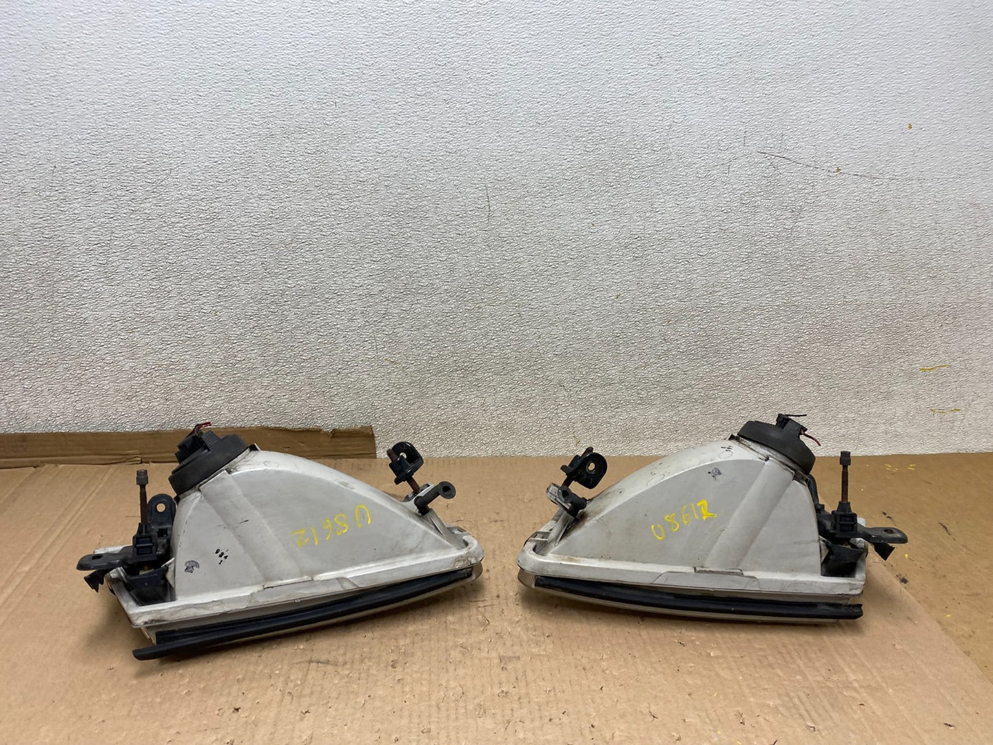 1997 1998 1999 Toyota Camry Left+Right Side Set Halogen Headlights U8612 DW5