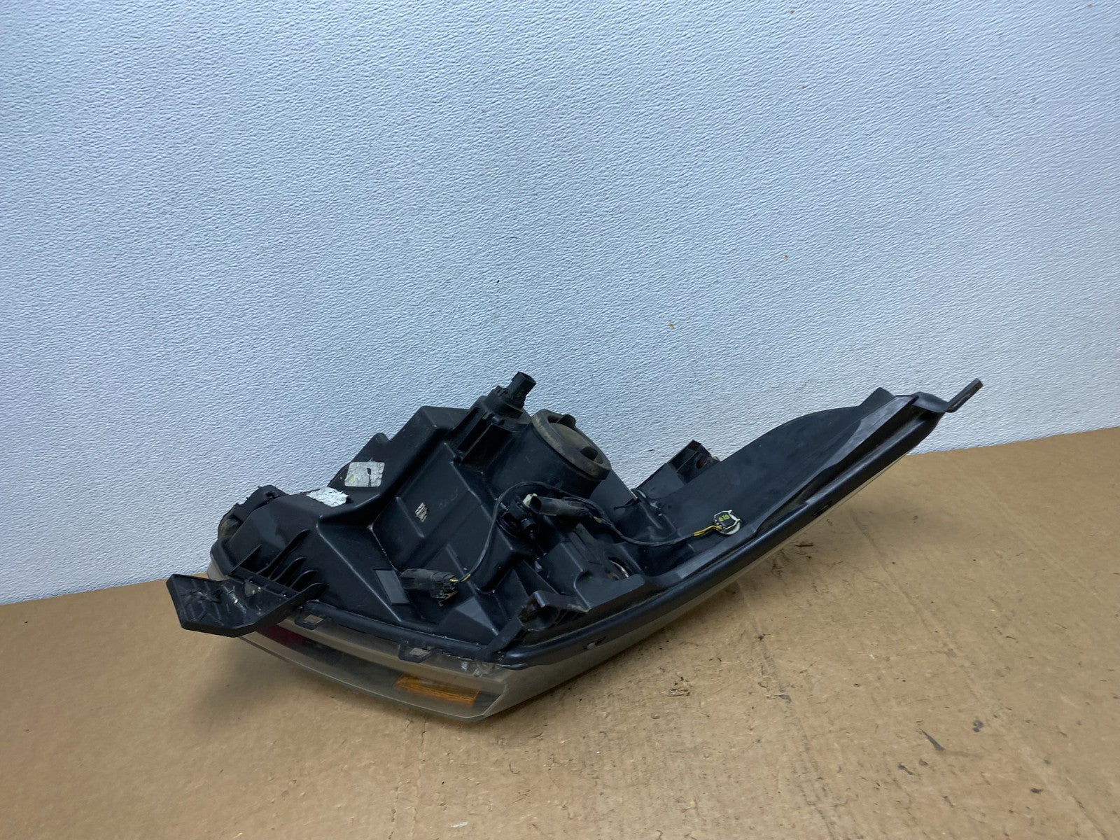 2011 to 2015 Ford Explorer Police Left Driver LH Halogen Headlight AD0552 DW7