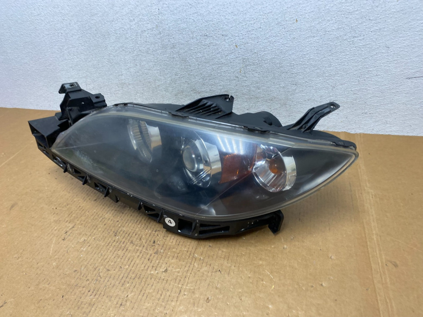 2004 to 2009 Mazda 3 Sedan Left Driver LH Side XENON Headlight AE0420 DW1