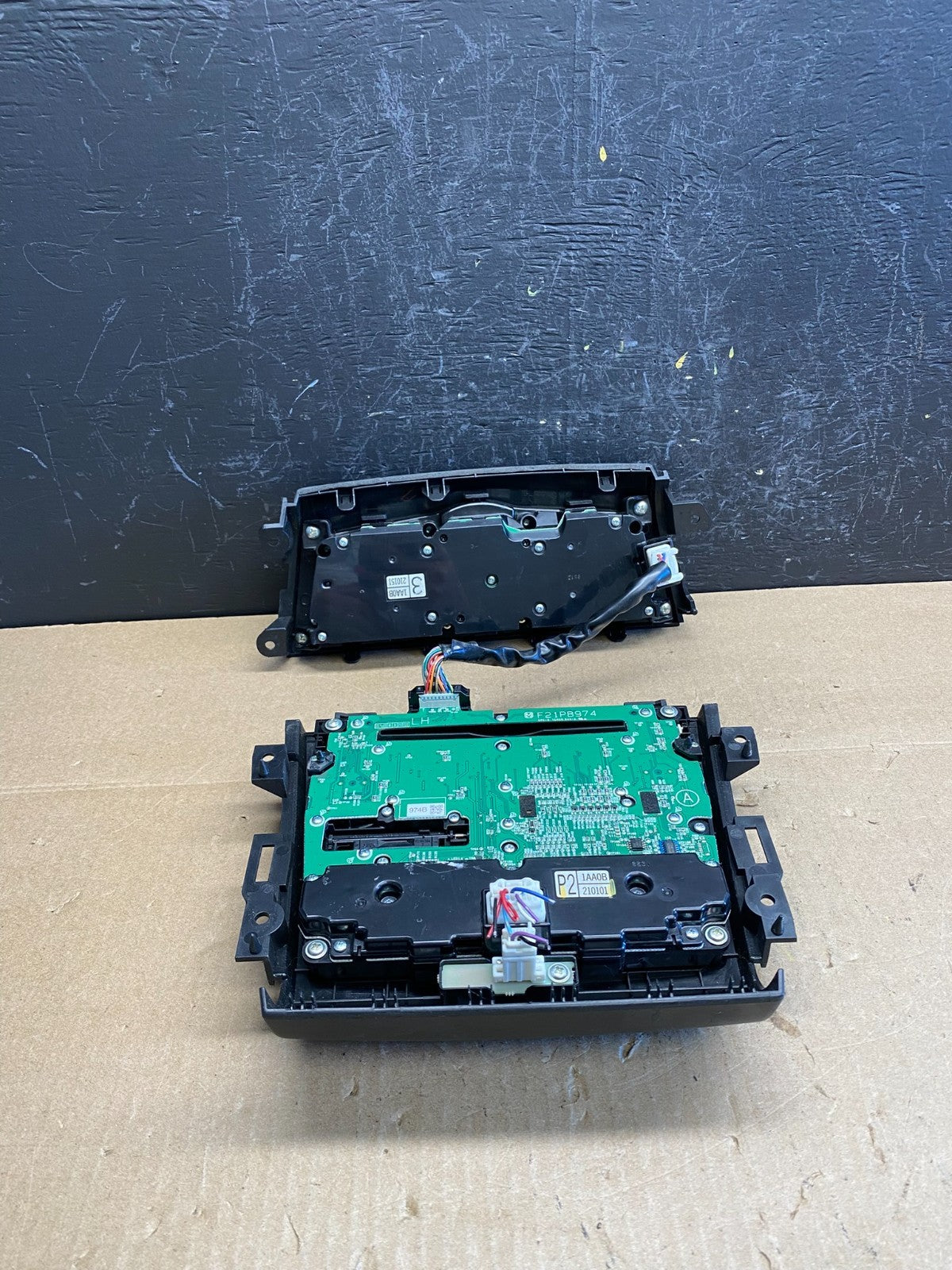 2009 - 2010 Nissan Murano AM FM Radio CD Climate Control Panel AC6348 DG3