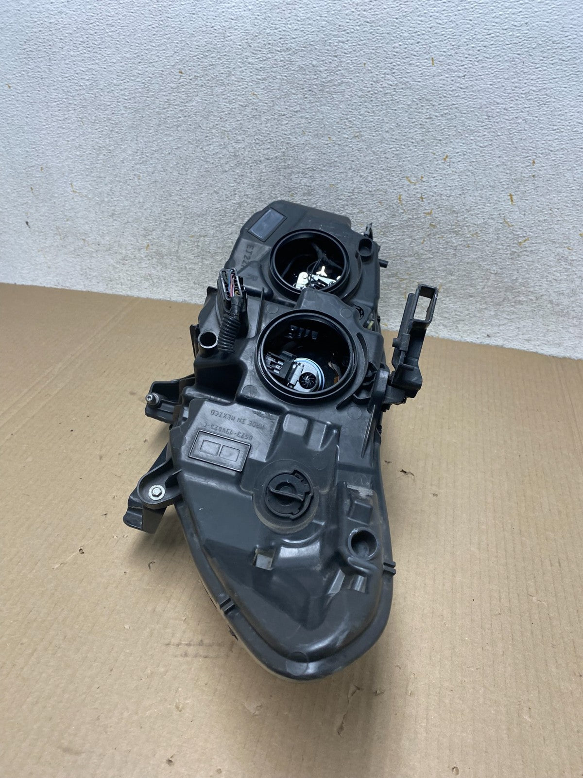 2013 to 2016 Ford Fusion Right Passenger Rh Side Headlight AI9477 LK7
