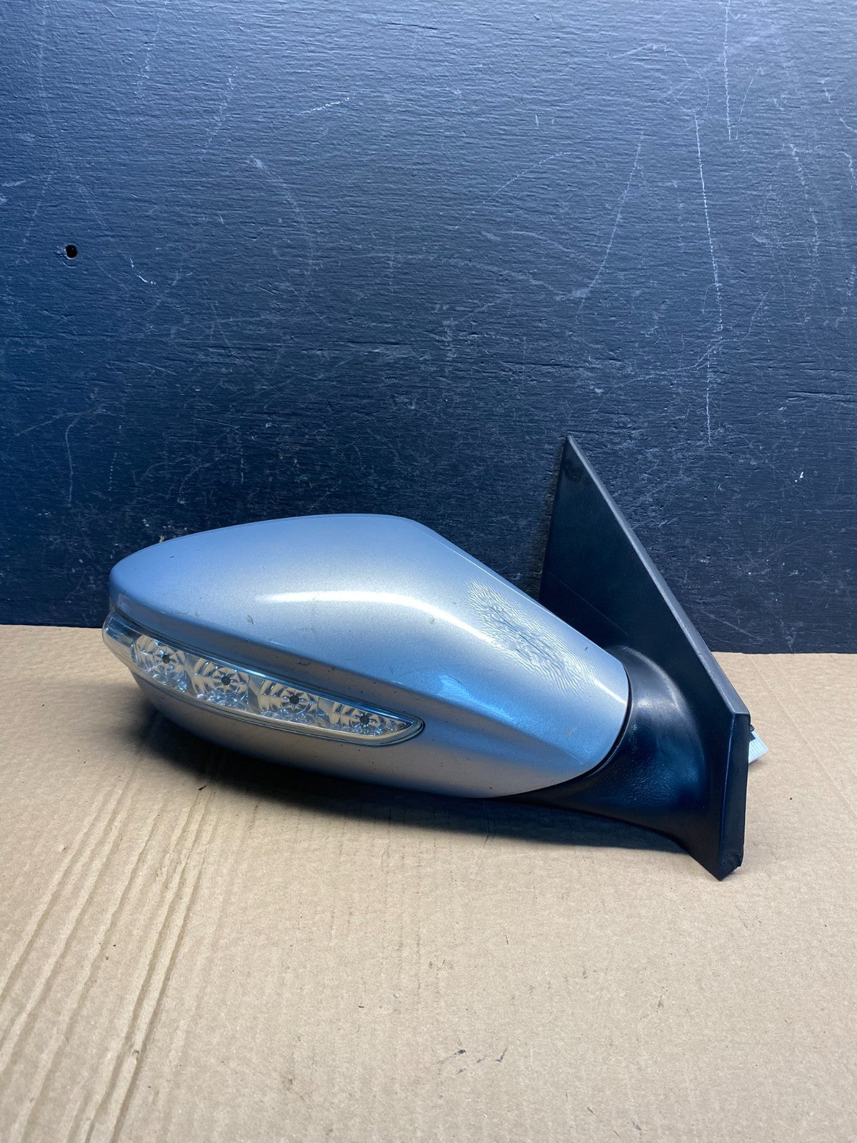 2011-2015 Hyundai Sonata Right Passenger Mirror W/ Turn Signal AF6958 DG0