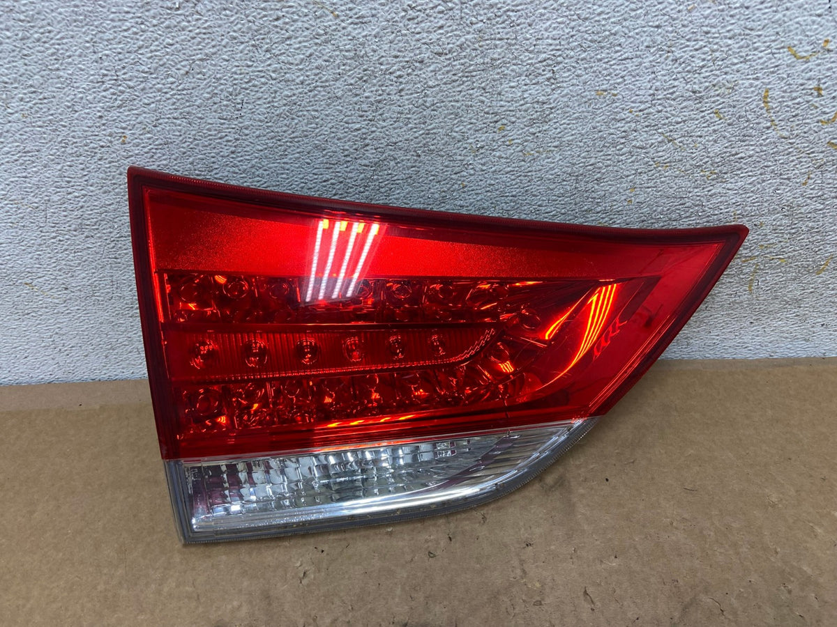 2011-2020 Toyota Sienna Left Driver LH Side Inner Tail Light AI3544 LK0