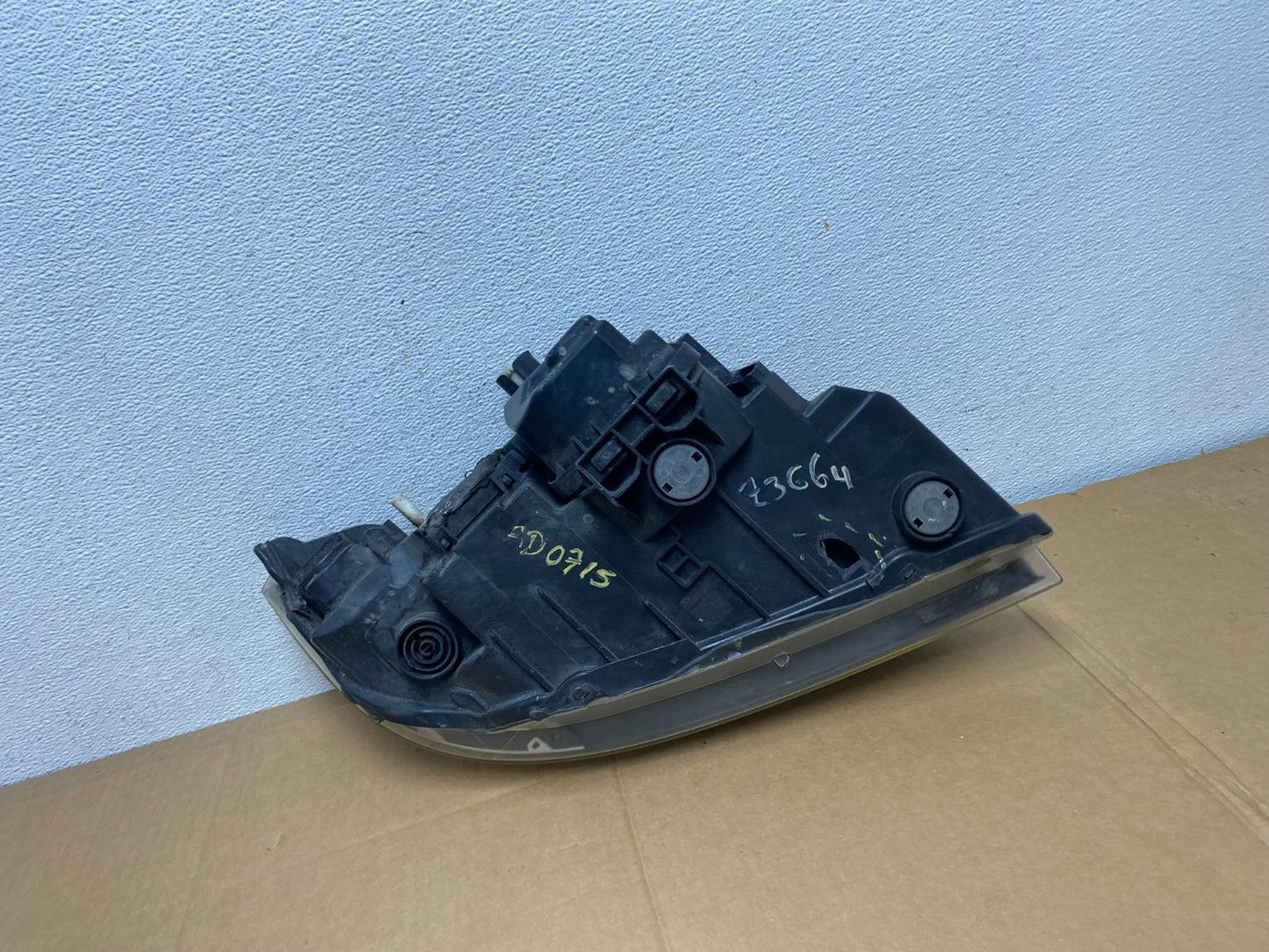 2009-2011 Bmw 3 Series 328i 4/D Sedan Left Driver Headlight Halogen AD0715 DW9