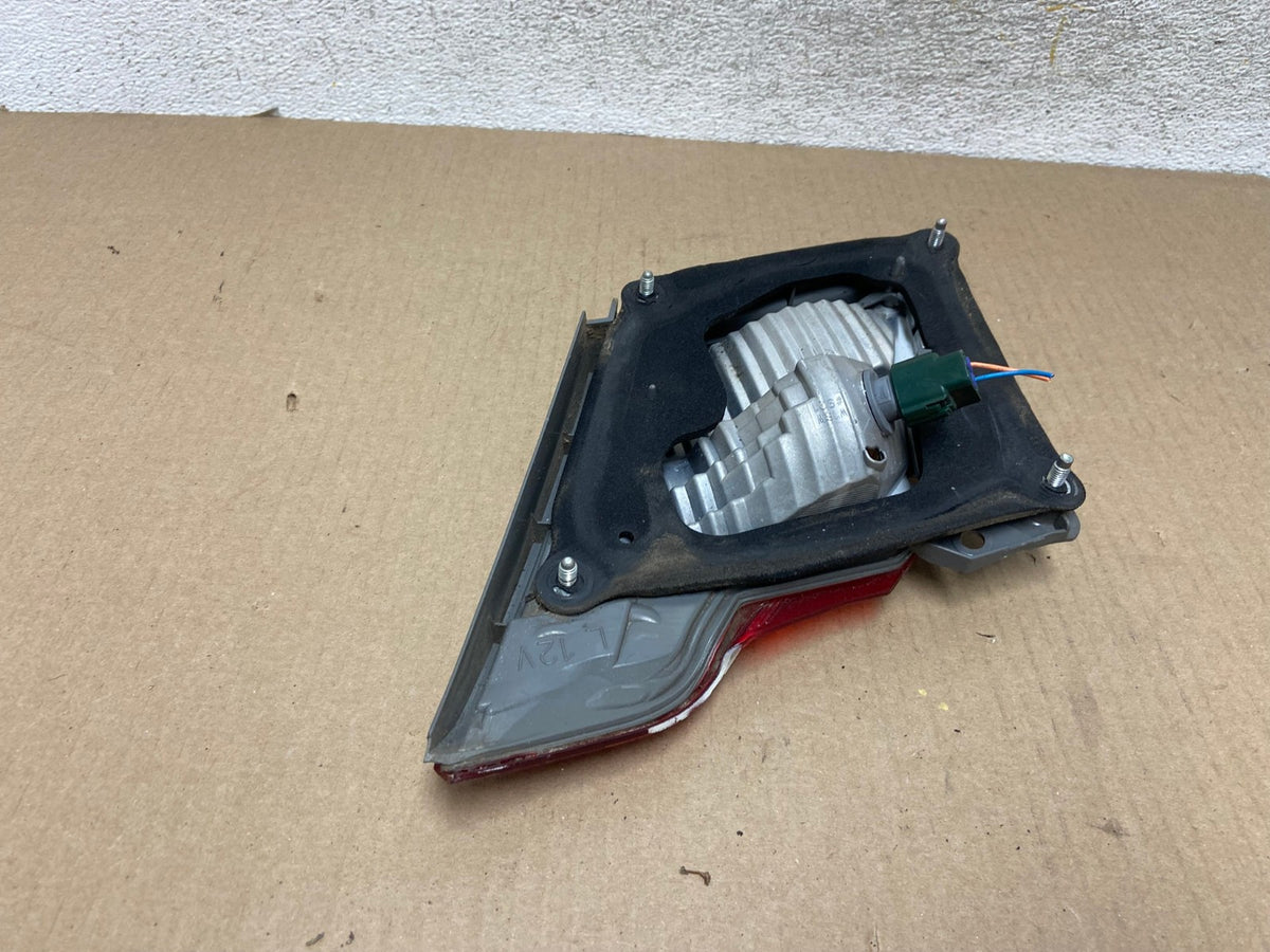 2011 2012 2013 Infiniti M37 M56 Left Driver LH Inner Tail Light AH4378 LK3