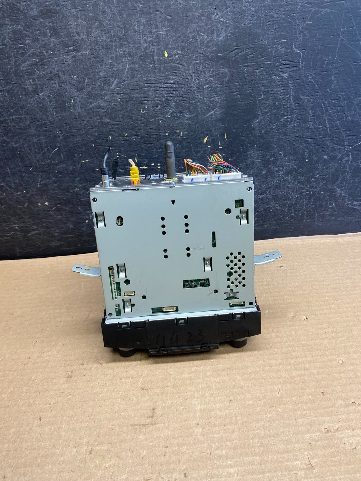 2011 to 2012 Hyundai Sonata Am Fm Cd Player Radio Receiver AH1515 DG4